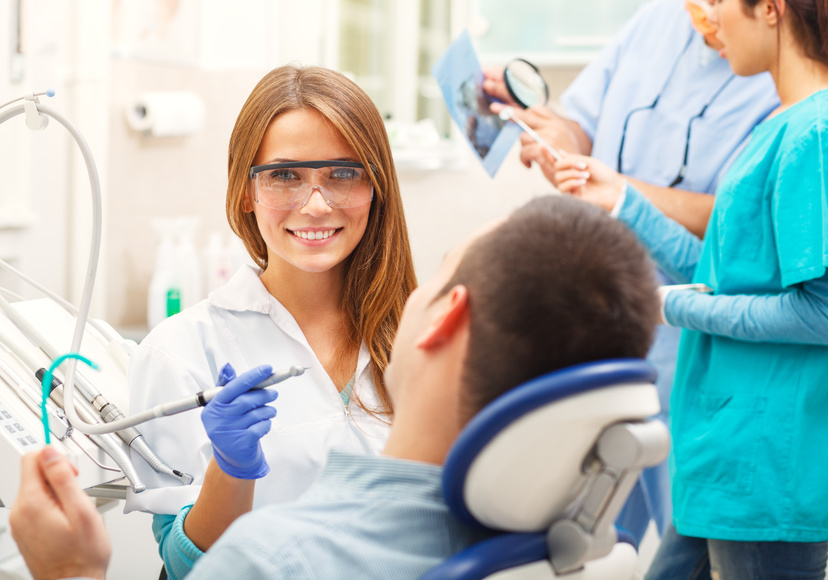 It’s Time to Take Care of Your Teeth: Avoid Tooth Loss With These 3 Tips